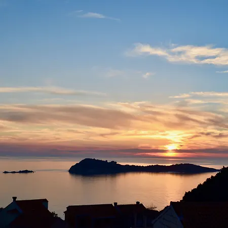 Indigo - Sunset Sea View