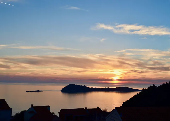 Indigo - Sunset Sea View